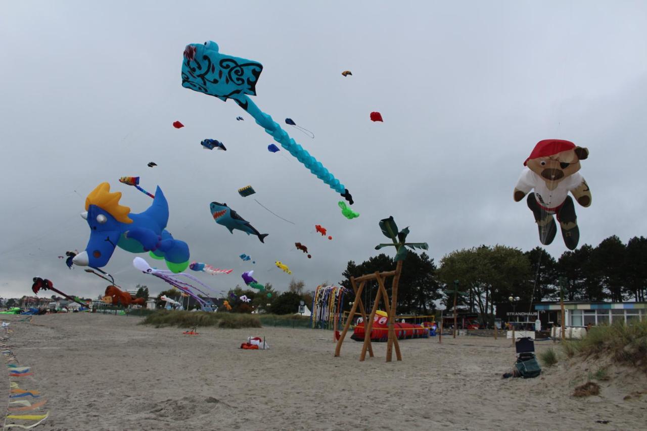 Ferienwohnungen Im Haus Strandburg 그로미츠 외부 사진