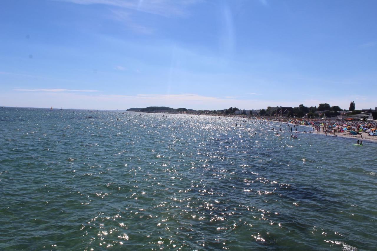 Ferienwohnungen Im Haus Strandburg 그로미츠 외부 사진