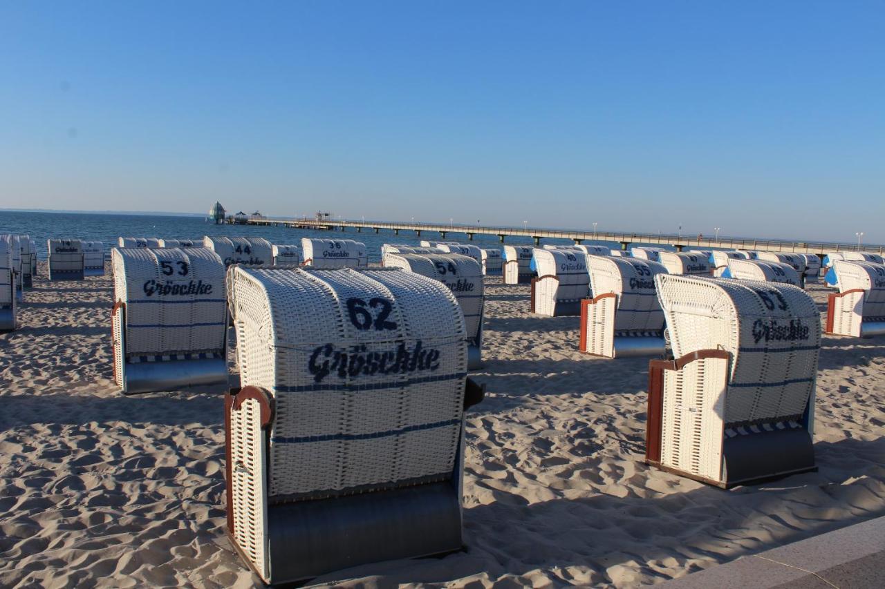 Ferienwohnungen Im Haus Strandburg 그로미츠 외부 사진